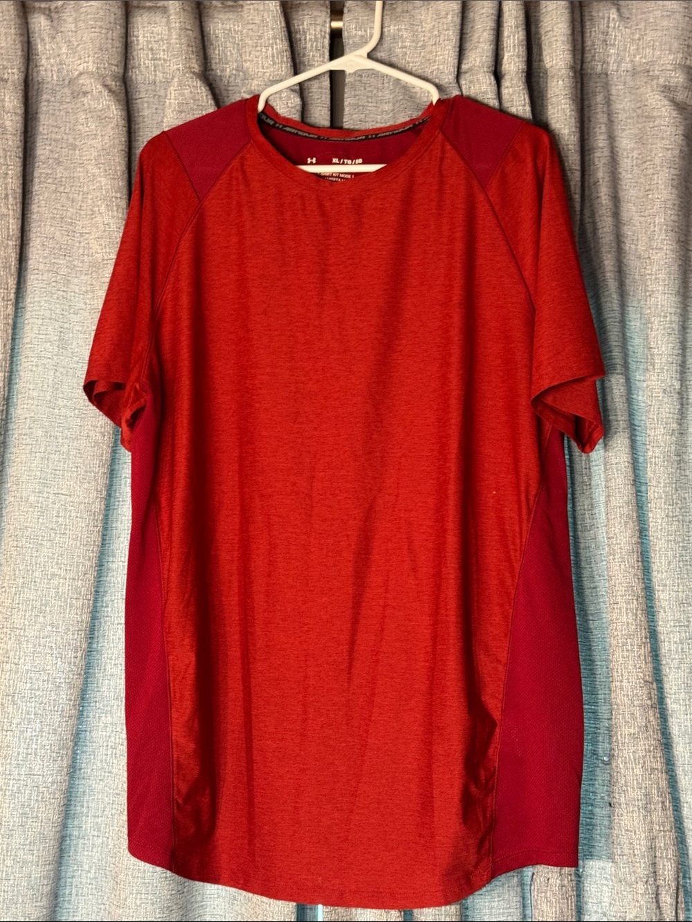 3/$15! 🎈 Under Armour Men's Athletic Crew Tee in Red